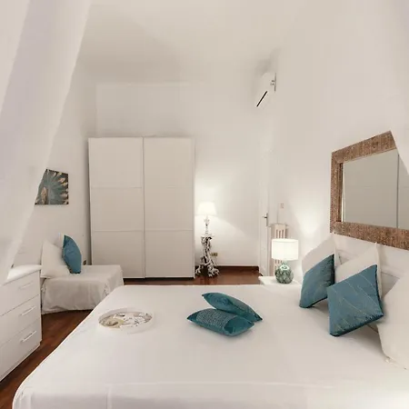 Apartament Charme Luxury Flat Campo Dei Fiori Rzym