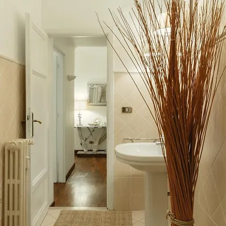 Charme Luxury Flat Campo Dei Fiori * Rzym