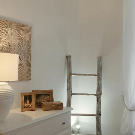 Charme Luxury Flat Campo Dei Fiori Apartment *