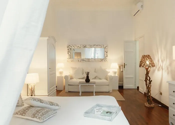 Charme Luxury Flat Campo Dei Fiori דירה *