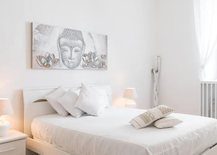 Charme Luxury Flat Campo Dei Fiori דירה